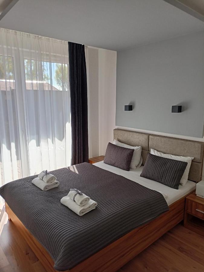 Marina Plaza Apartamenty Jastarnia Buitenkant foto