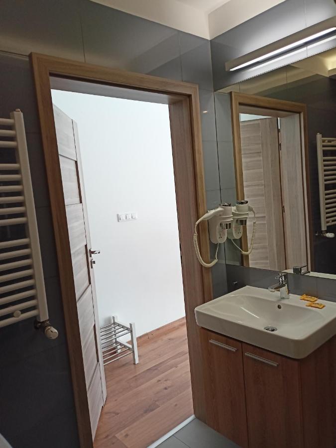 Marina Plaza Apartamenty Jastarnia Buitenkant foto